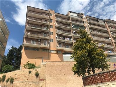 appartamento in vendita a Chieti in zona Centro Città