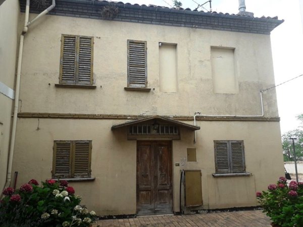 casa indipendente in vendita a Chieti in zona Centro Città