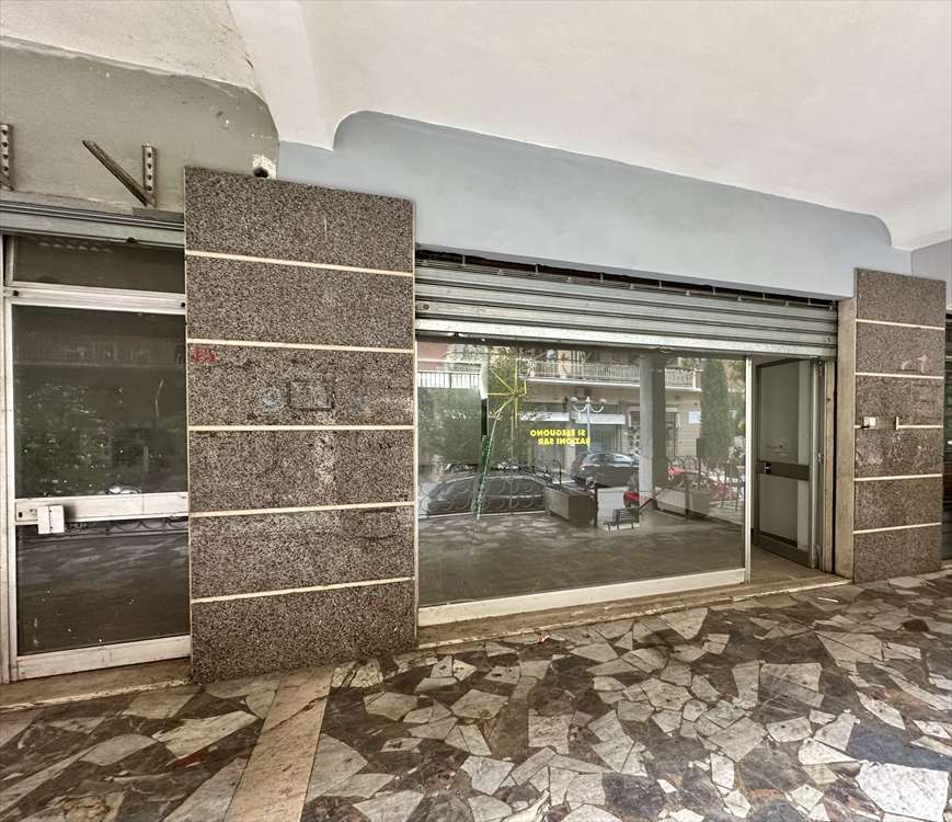 negozio in vendita a Chieti in zona Chieti Scalo