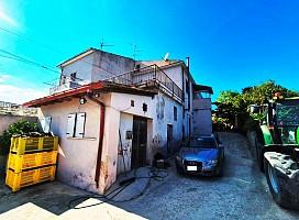 negozio in vendita a Chieti in zona San Salvatore