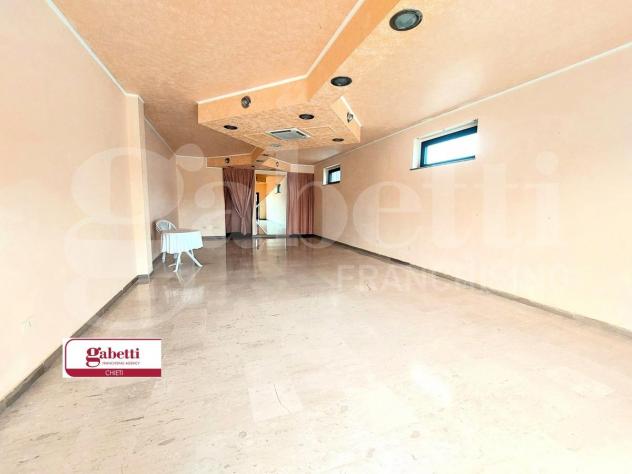 negozio in vendita a Chieti in zona Brecciarola