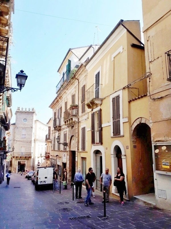 casa indipendente in vendita a Chieti in zona Centro Città