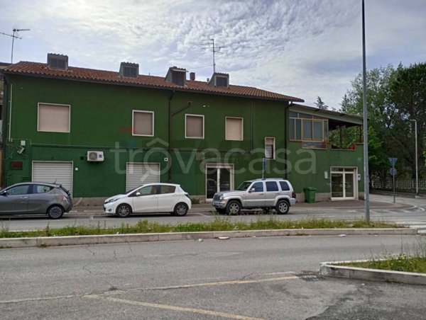 negozio in vendita a Chieti in zona Chieti Scalo
