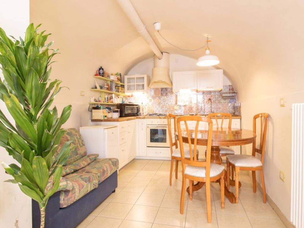 casa indipendente in vendita a Chieti in zona Centro Città