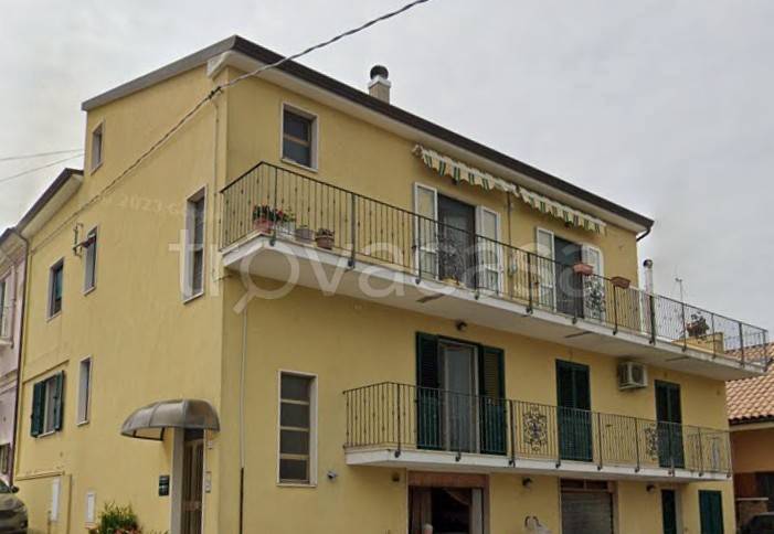 casa indipendente in vendita a Chieti