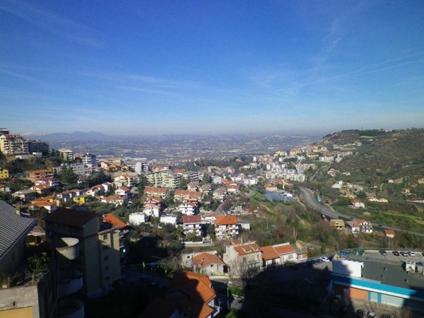 appartamento in vendita a Chieti in zona Centro Città