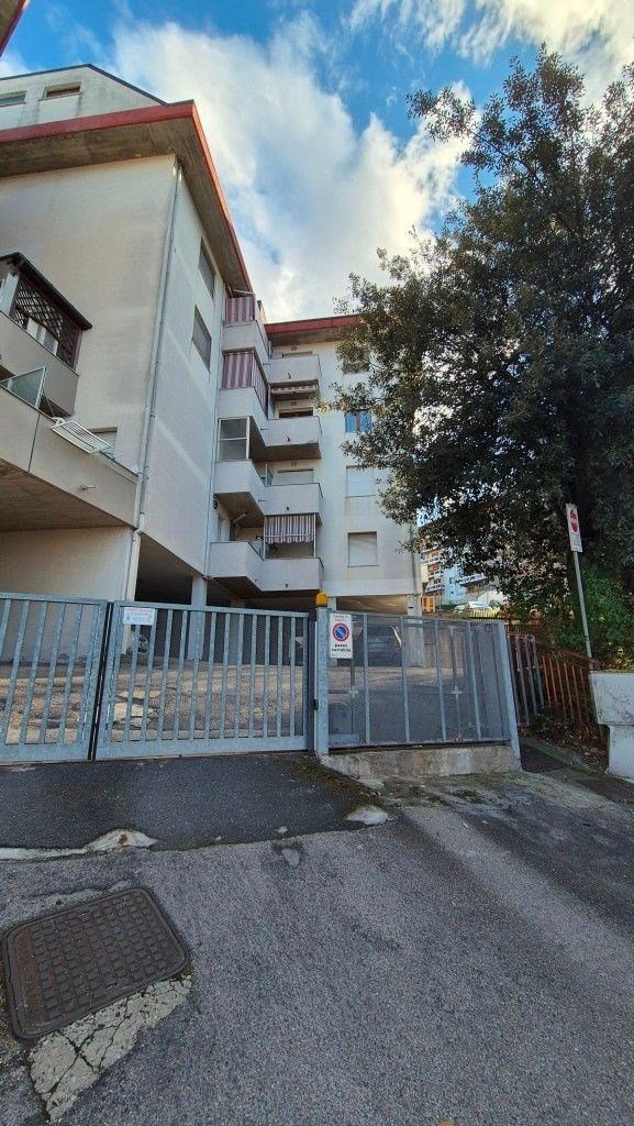 appartamento in vendita a Chieti in zona Centro Città