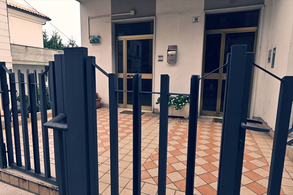 casa indipendente in vendita a Chieti in zona Tricalle
