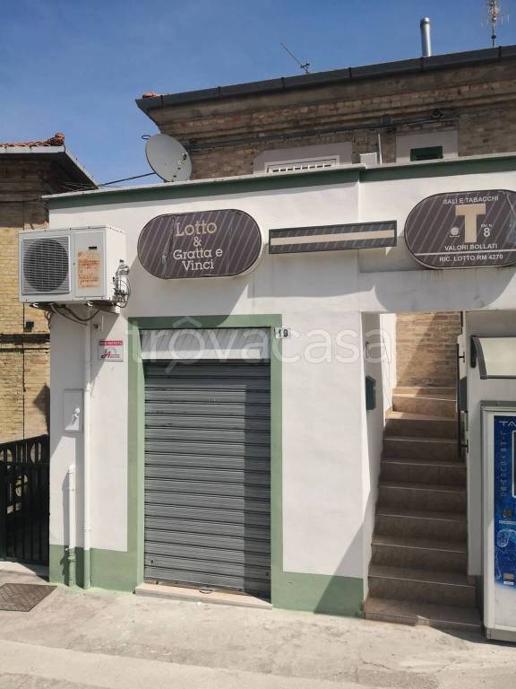 ufficio in vendita a Chieti in zona Tricalle