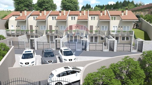 casa indipendente in vendita a Chieti