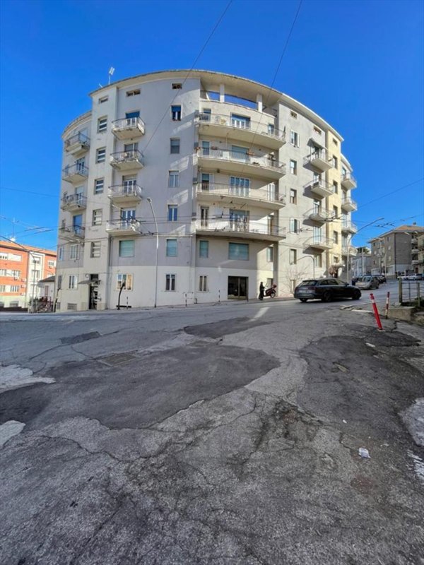 appartamento in vendita a Chieti in zona Madonna degli Angeli