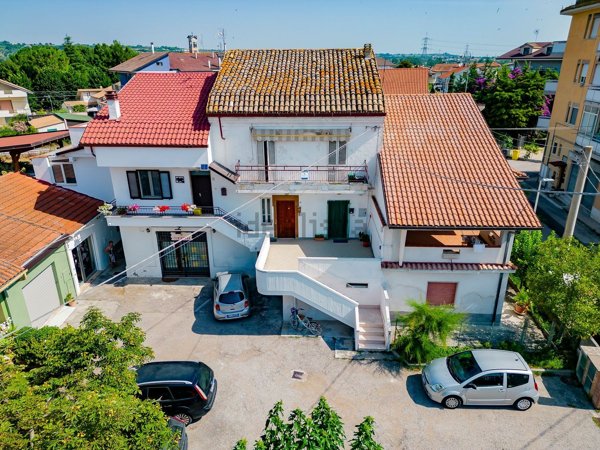 appartamento in vendita a Chieti in zona Brecciarola