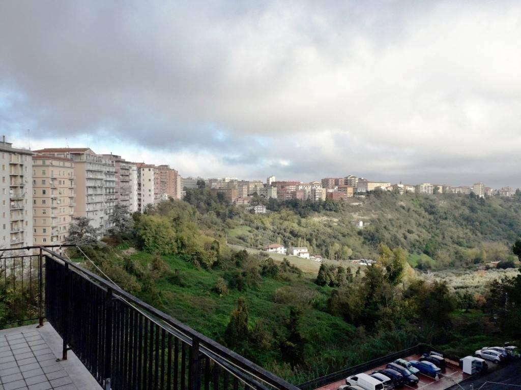 appartamento in vendita a Chieti in zona Centro Città