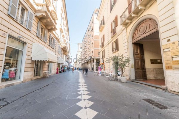 ufficio in vendita a Chieti in zona Centro Città
