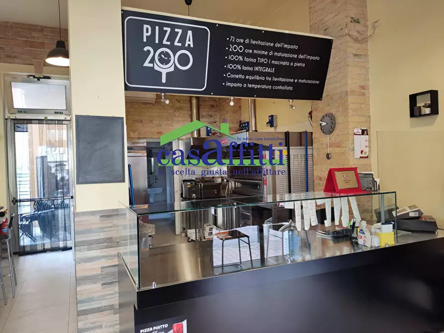 negozio in vendita a Chieti in zona Chieti Scalo
