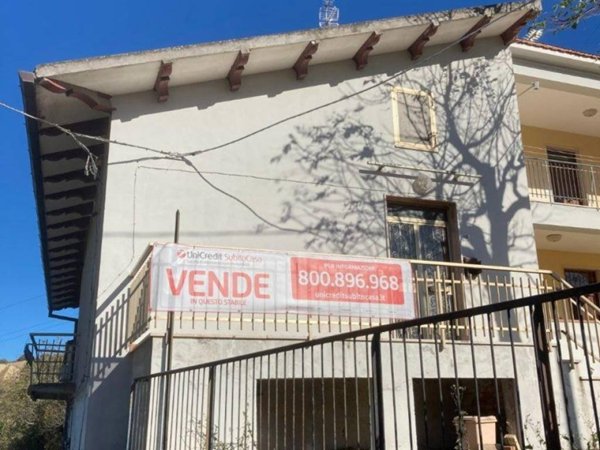 casa indipendente in vendita a Chieti in zona Chieti Scalo