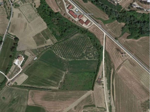 terreno agricolo in vendita a Chieti in zona Brecciarola