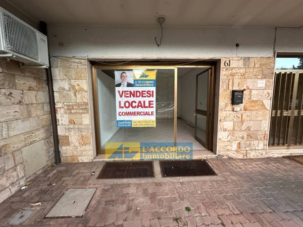 locale commerciale in vendita a Chieti in zona Centro Città