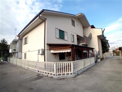 appartamento in vendita a Chieti in zona Brecciarola