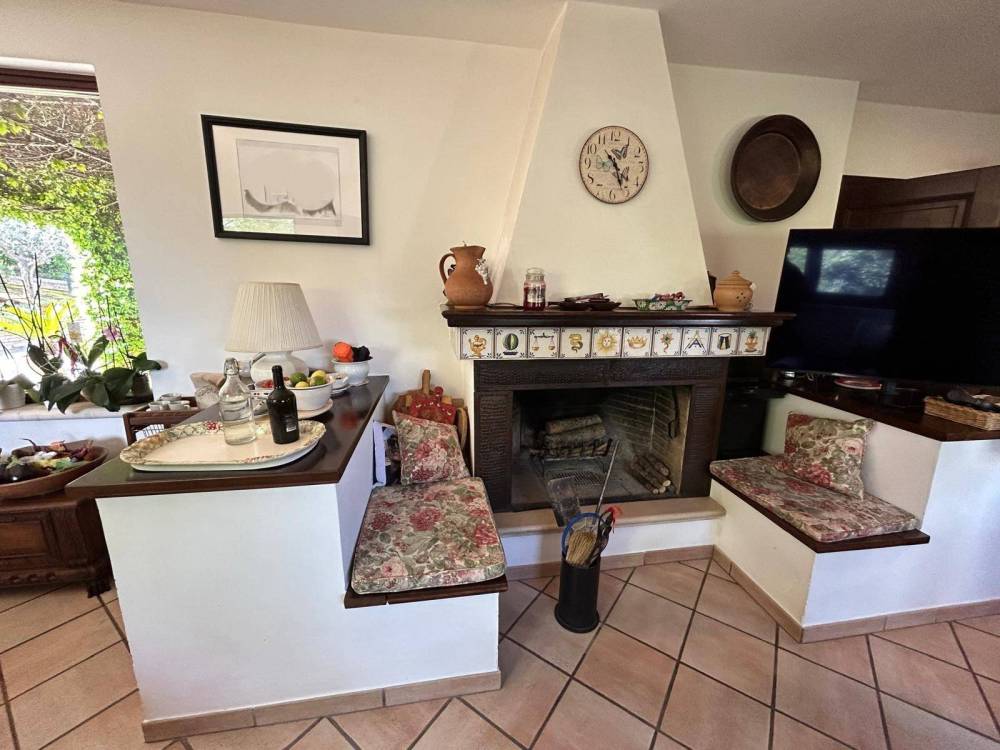 casa indipendente in vendita a Chieti in zona Colle Marcone