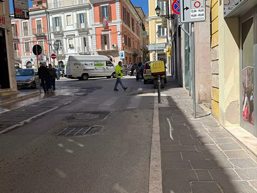 negozio in vendita a Chieti in zona Centro Città