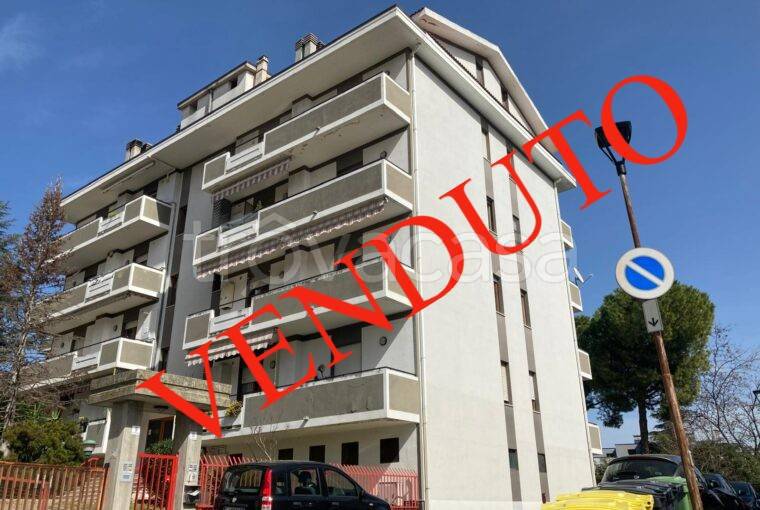 appartamento in vendita a Chieti in zona Tricalle