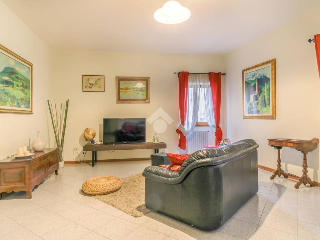 casa indipendente in vendita a Chieti in zona Centro Città