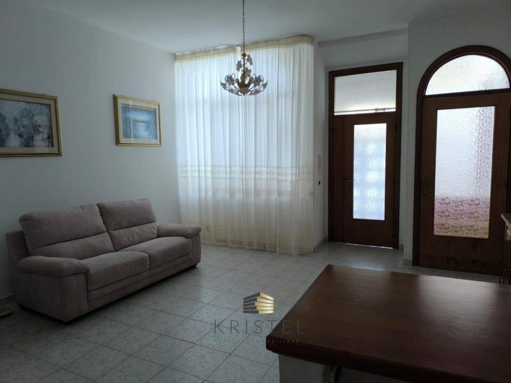casa indipendente in vendita a Chieti in zona Sant'Anna