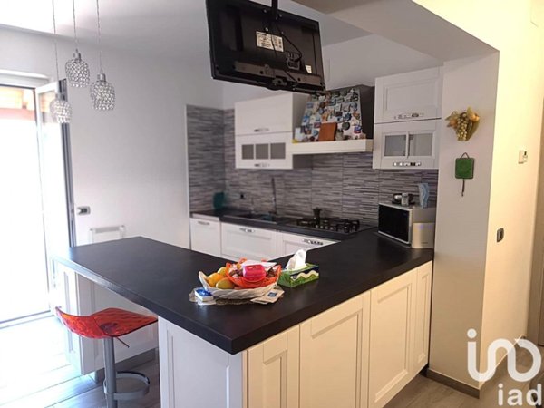 casa indipendente in vendita a Chieti in zona Tricalle
