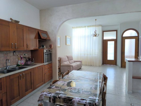 casa indipendente in vendita a Chieti in zona Sant'Anna