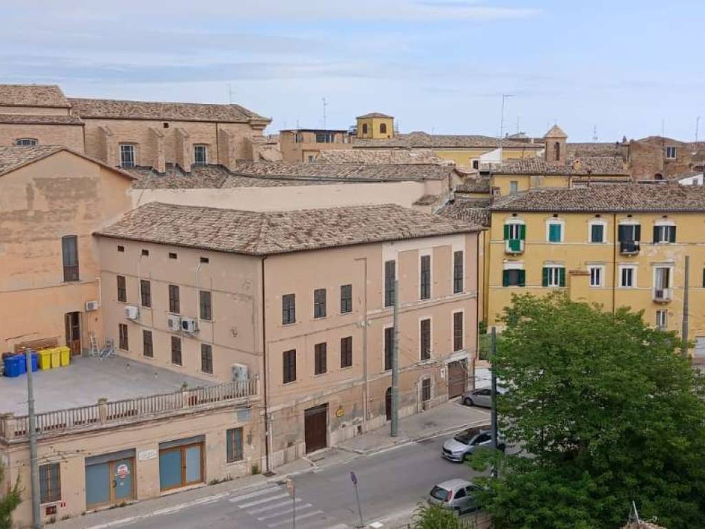 appartamento in vendita a Chieti in zona Centro Città