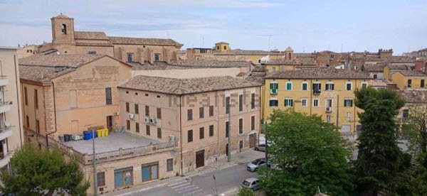 appartamento in vendita a Chieti in zona Centro Città