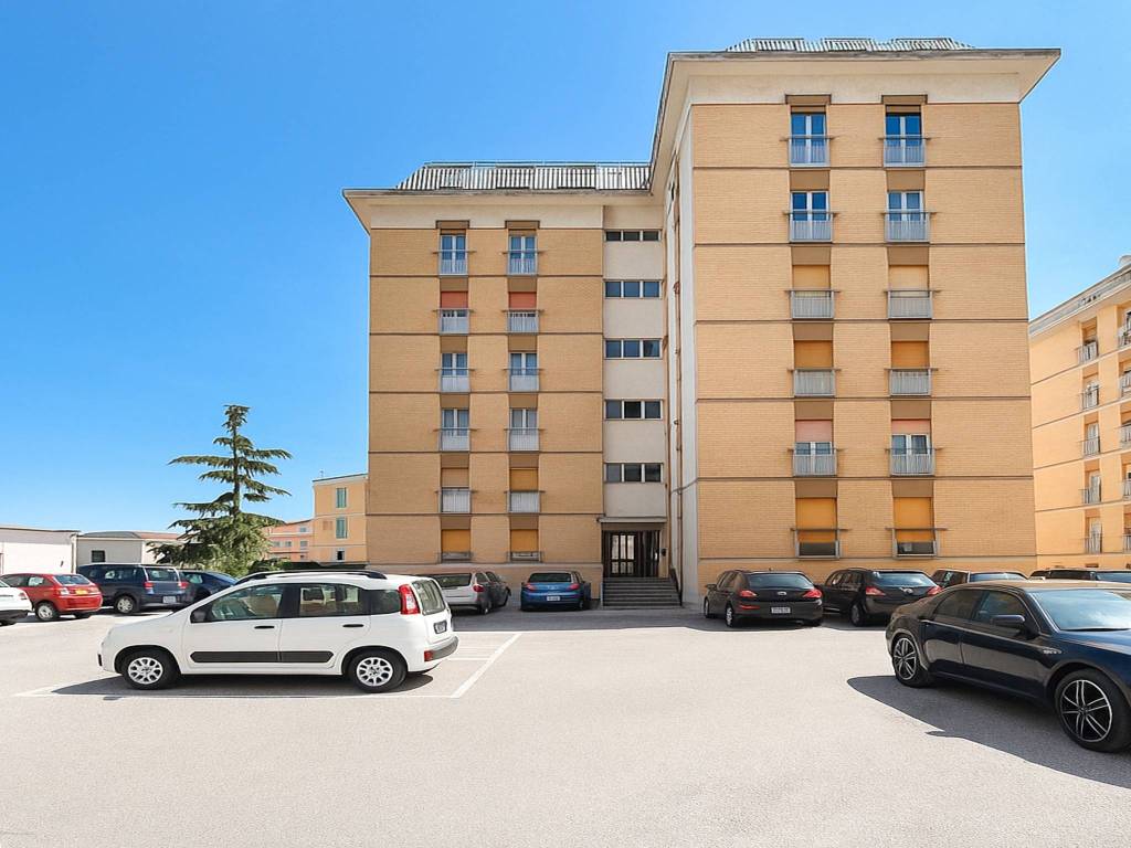 appartamento in vendita a Chieti in zona Centro Città