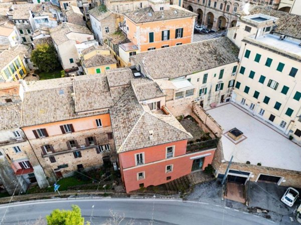 appartamento in vendita a Chieti in zona Centro Città