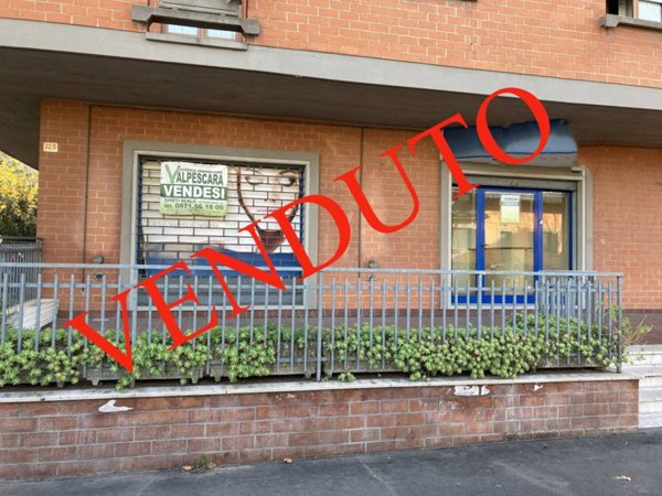 negozio in vendita a Chieti in zona Chieti Scalo