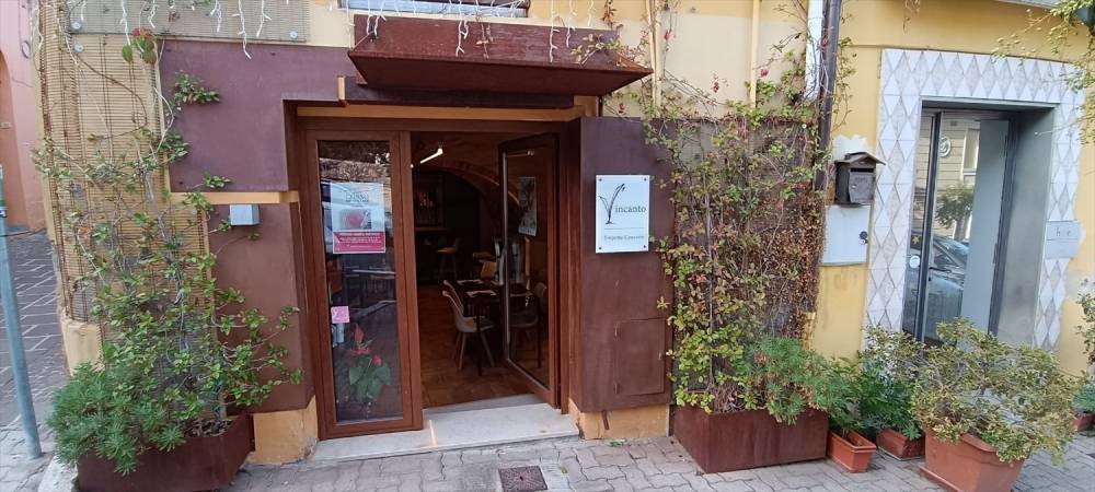 negozio in vendita a Chieti in zona Centro Città