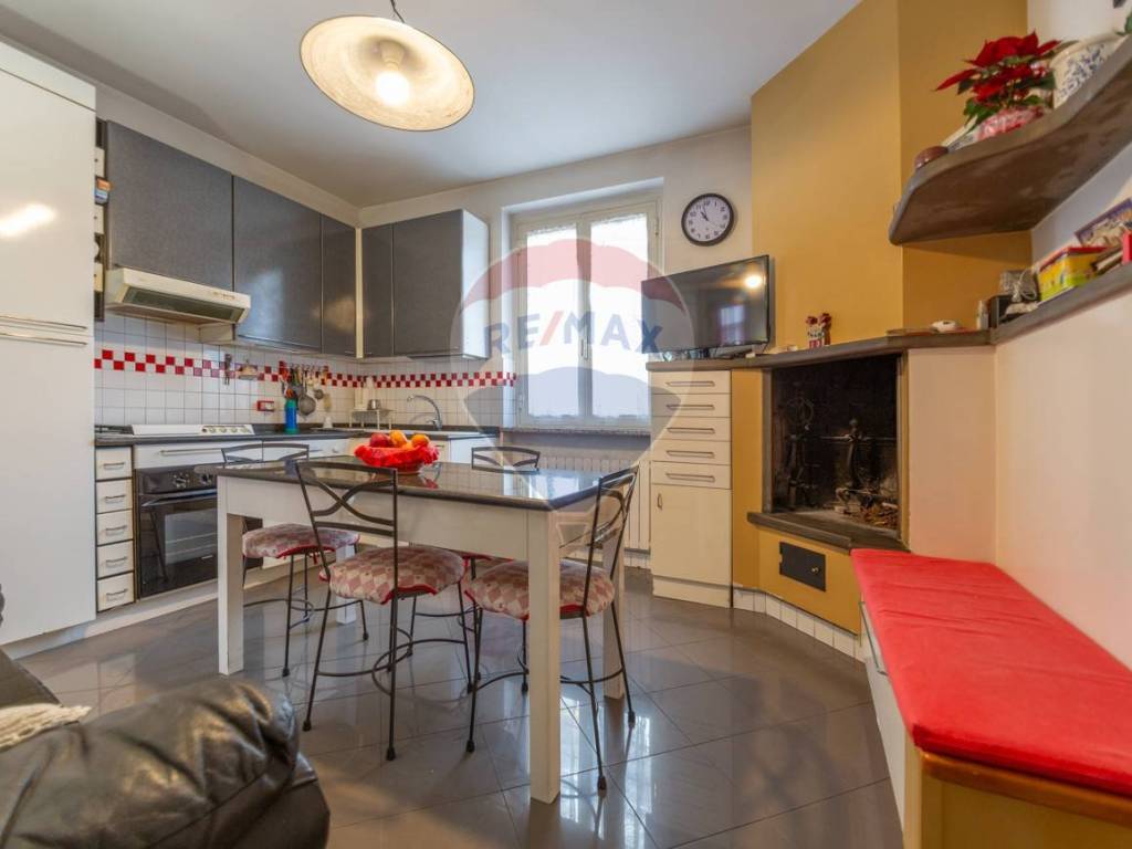 casa indipendente in vendita a Chieti