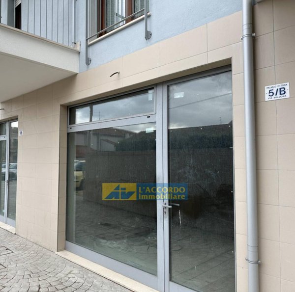 ufficio in vendita a Chieti in zona Chieti Scalo