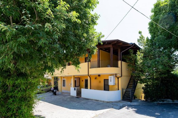 casa indipendente in vendita a Chieti in zona Centro Città