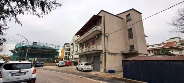 appartamento in vendita a Chieti in zona Chieti Scalo