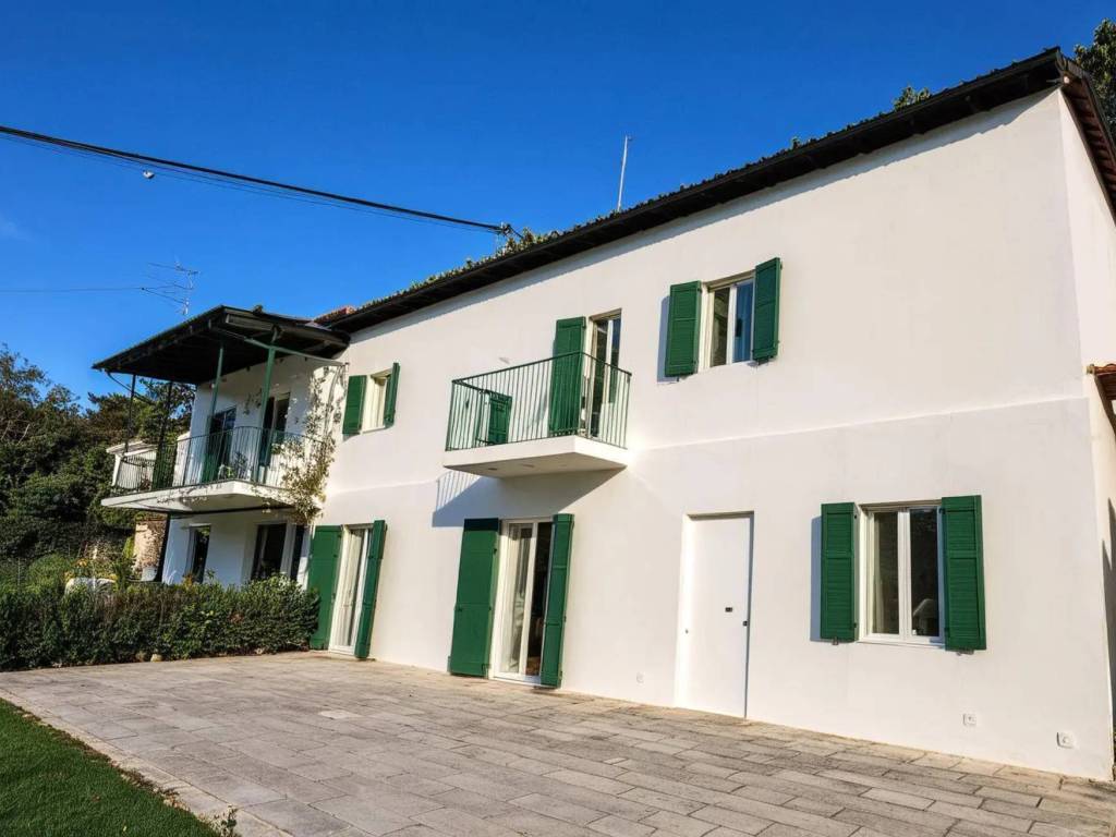 casa indipendente in vendita a Chieti