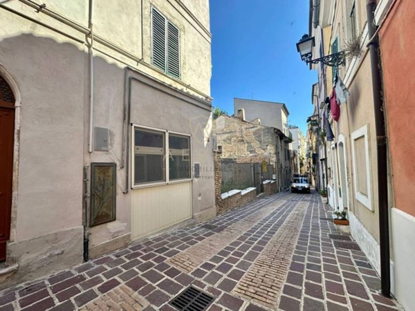 appartamento in vendita a Chieti in zona Centro Città