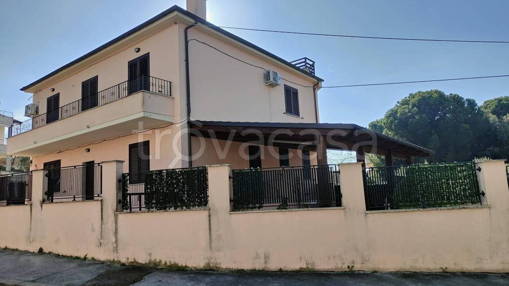 casa indipendente in vendita a Chieti in zona Chieti Scalo