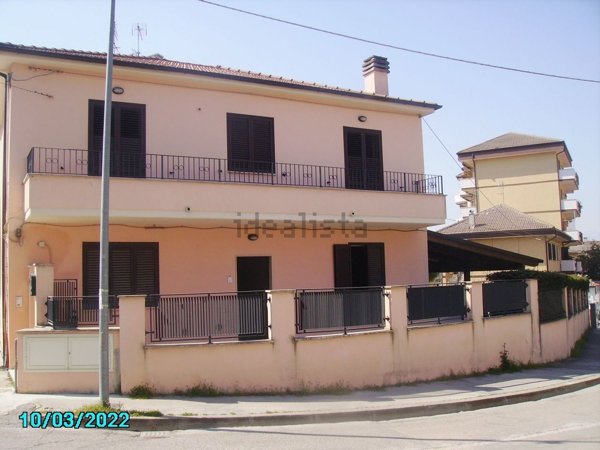 casa indipendente in vendita a Chieti in zona Chieti Scalo