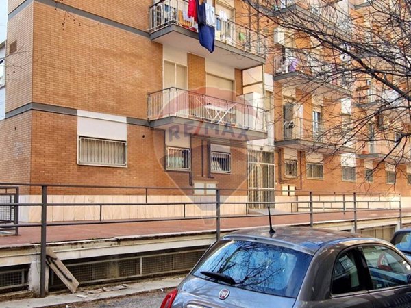 ufficio in vendita a Chieti in zona Chieti Scalo