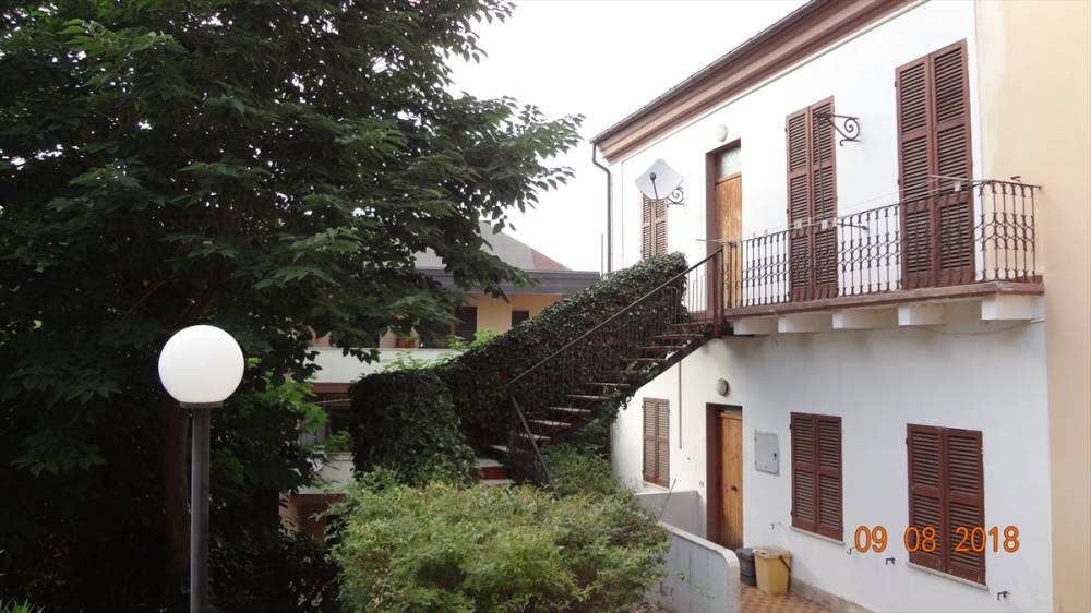 casa indipendente in vendita a Chieti in zona Madonna degli Angeli
