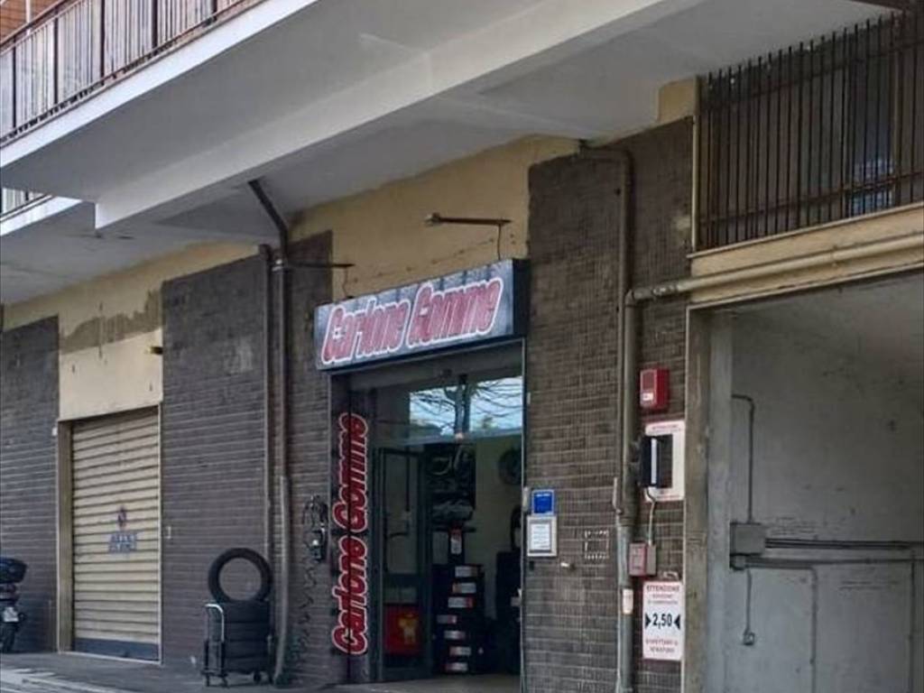 negozio in vendita a Chieti in zona Viale Europa