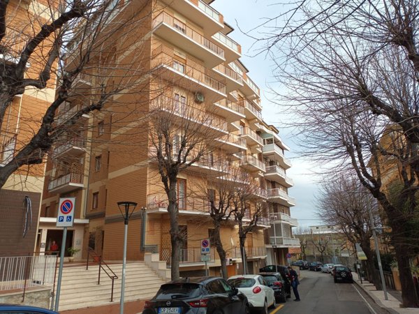 appartamento in vendita a Chieti in zona Viale Europa