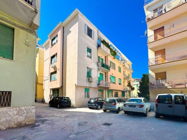 appartamento in vendita a Chieti in zona Madonna degli Angeli