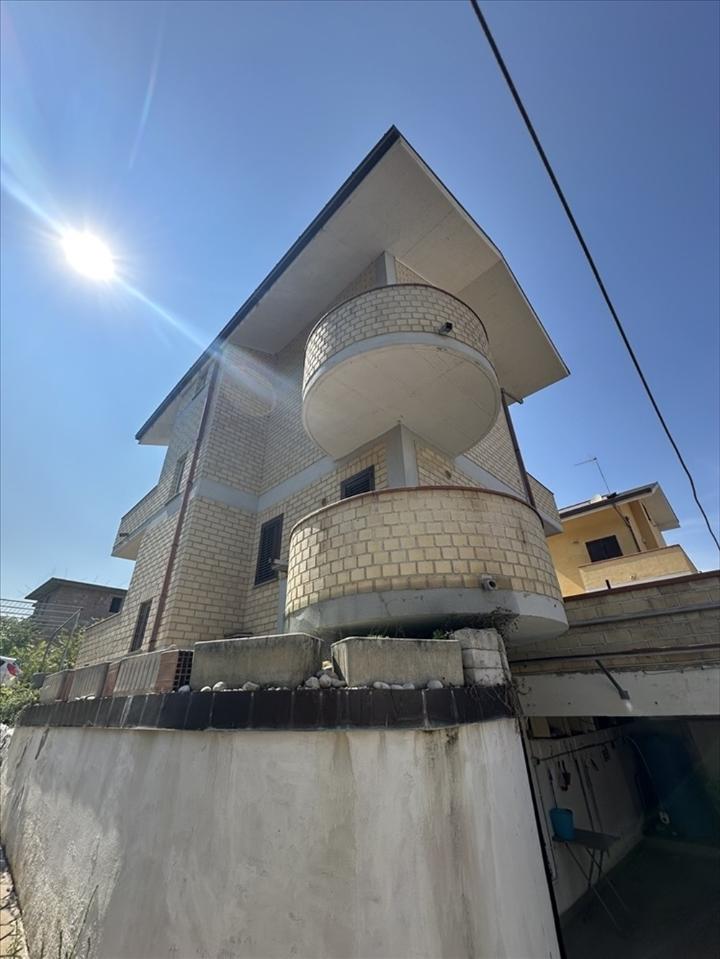 casa indipendente in vendita a Chieti in zona Chieti Scalo